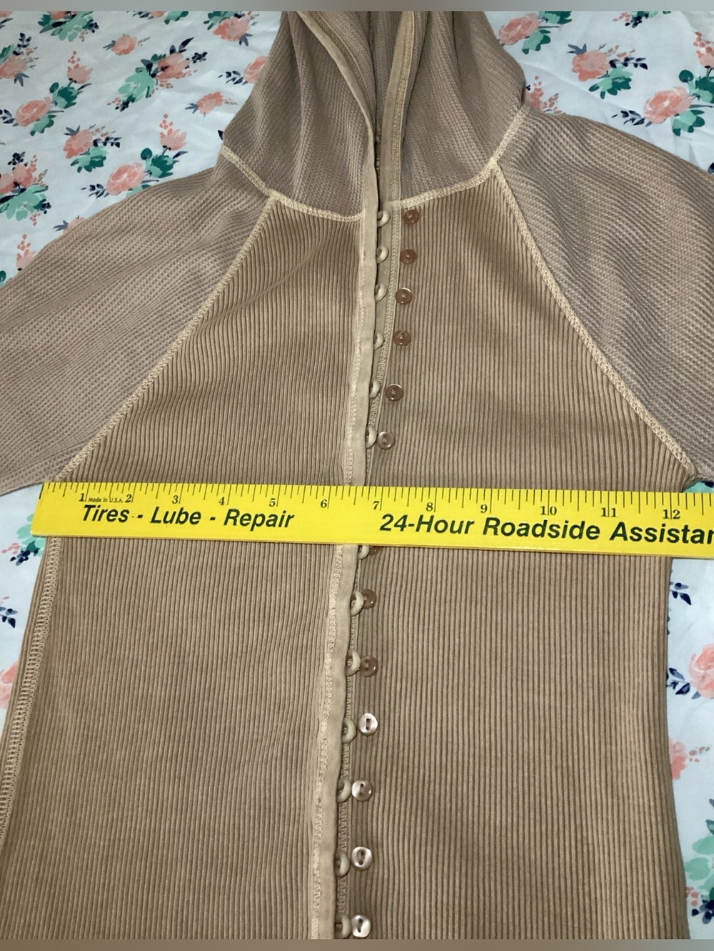 BDG (Urban Outfitters) Taupe Ribbed Hooded Henley Top Small Discontinued NWT - Picture 8 of 9